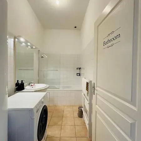 Appart*parking*residence Piscine*sarlat Appartement